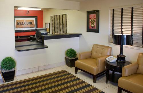 Ashley Oaks Hotel | MainStay Suites Knoxville - Cedar Bluff