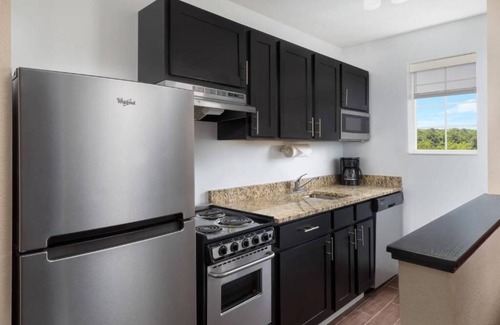 Mount Laurel Hotel | MainStay Suites Mt. Laurel - Philadelphia
