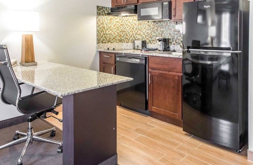 South Hills Hotel | MainStay Suites Pittsburgh Airport