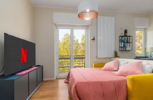 Calvairate Apartamento | Maiolica Apartment - Free Parking and great connection to Linate and Duomo