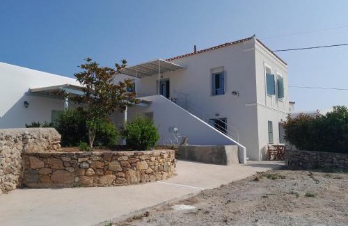 Kithira Casa | Maira Arch House