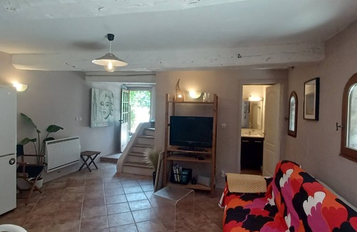 Bagnols-en-Foret Casa | Maison Mitoyenne Dans Bastide Provençale