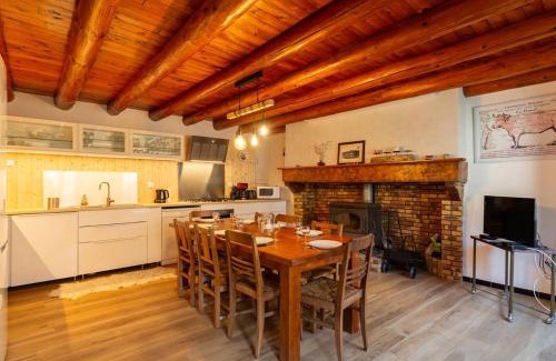 Peyragudes Casa | Maison à Génos pour 8, proche lac, jardin et poêle à bois - FR-1-695-73