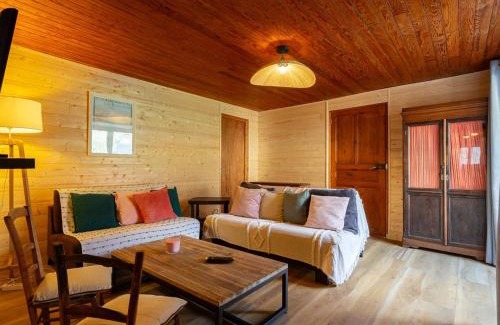 Peyragudes Casa | Maison à Génos pour 8, proche lac, jardin et poêle à bois - FR-1-695-73