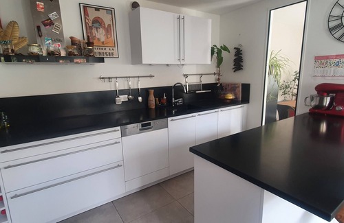 Malakoff Casa | Maison à Malakoff Avec Cour 6/8 Pers -140m2 à Proche L13
