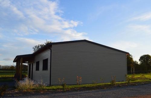 Pouligny-Saint-Martin Casa | Maison éco-responsable avec terrasse, jardin privé et aménagement fauteuil roulant à Pouligny-Saint-Martin - FR-1-591-224