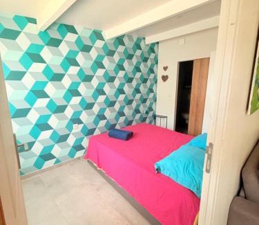 12th Arrondissement Apartamento | Maison 10 Cosy T2 avec jardin Jacuzzi