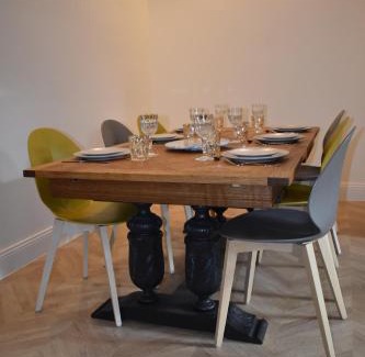 Ville Haute Apartamento | Maison 1747 - Gîtes de Standing en Vieille-ville avec Cour