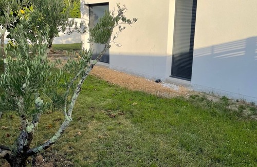 Ambares-et-Lagrave Casa | Maison 3 Chambres Proche Bordeaux Avec Jardin