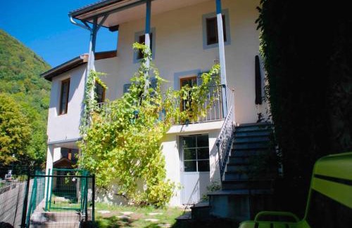 Menthon-Saint-Bernard Casa | Maison 3 chambres au Lac d'Annecy, 30min La Clusaz