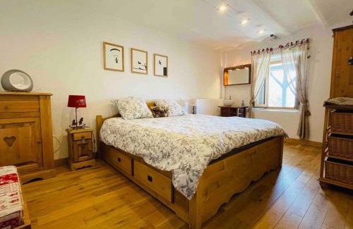 Menthon-Saint-Bernard Casa | Maison 3 chambres au Lac d'Annecy, 30min La Clusaz