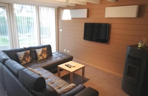 Froidchapelle Casa | maison 3 chambres à 200 m de la plage des Lacs de l Eau d Heure