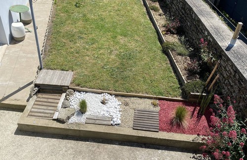 Rostrenen Casa | Maison 3 Chambres Avec Jardin , Proximité de Tous Commerces , Sans Nuisances