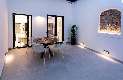 Psirri Villa | Maison 36 Villa in the center of Psyri