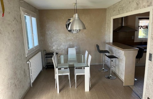 Cusset Casa | Maison 4 chambres cusset