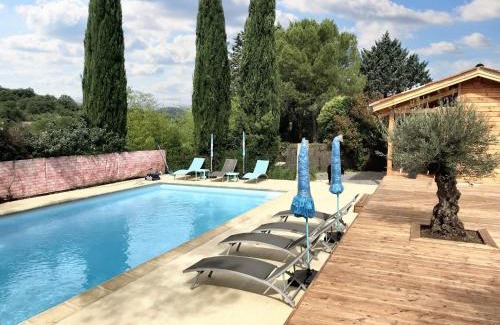 Saint-Andre-de-Cruzieres Casa | Maison accueillante à Saint-André-de-Cruzières avec piscine partagée