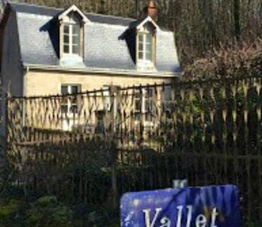 Athee-sur-Cher Casa | Maison accueillante à Bléré avec cheminée et terrasse