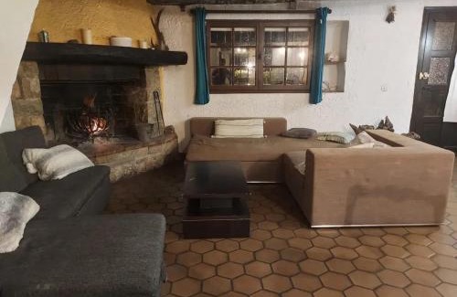 Greolieres Casa | Maison accueillante à Gréolières avec cheminée