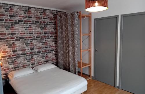 Saint-Denis-de-Pile Casa | Maison au bord de l'eau et au calme pour les vacances
