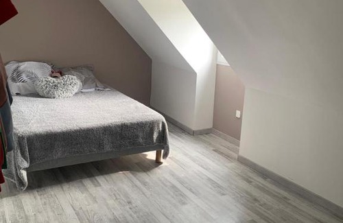 Voivres-les-le-Mans Casa | Maison au calme 4 ch. Jardin et grand jacuzzi