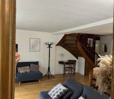 Chinon Casa | Maison au calme avec terrasse et jardin