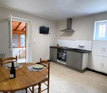 Solutre-Pouilly Casa | Maison au pied de la Roche