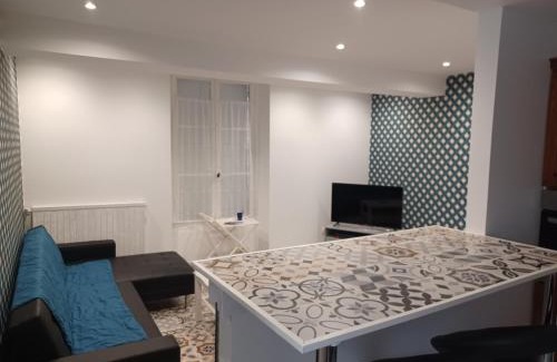 Chateaudun Casa | Maison au pied du château