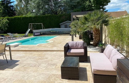 Arnouville-les-Mantes Casa | Maison Avec Piscine 3,5x7x1,2m et Jardin, 45min Paris