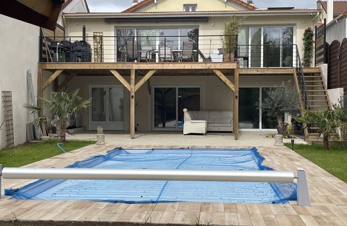 Le Perreux-sur-Marne Casa | Maison Avec Piscine 15 min de Paris et 30 min de Disney