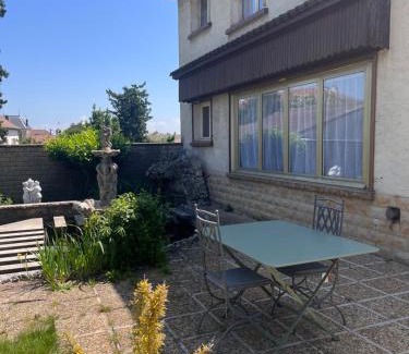 Tournus Casa | Maison avec accès indépendant, au centre-ville de Tournus
