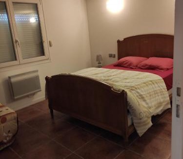 Milly-la-Foret Casa | Maison avec deux chambres au calme