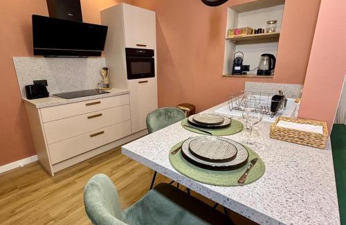 Orange Apartamento | Maison avec garage au cœur d'Orange