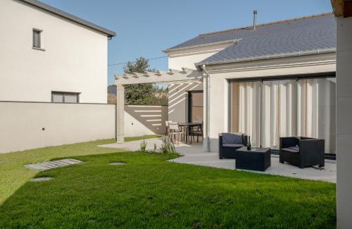 Trevron Casa | Maison avec jardin proche Dinan