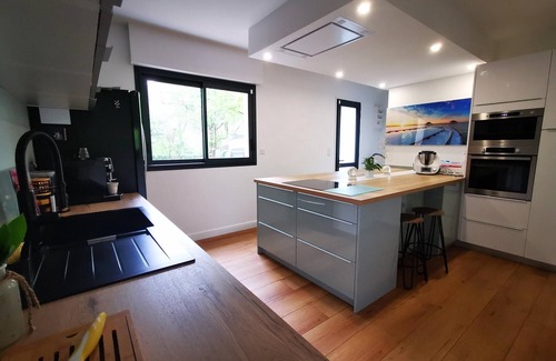 Cestas Casa | Maison Avec Piscine, 3 Chambres, en Lisière de Forêt sur Cestas