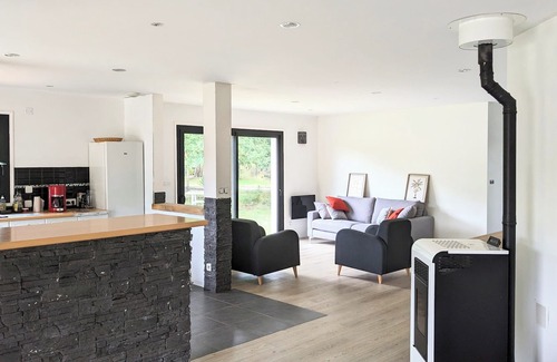 Escource Villa | Maison Avec Piscine Dans Quartier Calme à 20 Minutes des Plages