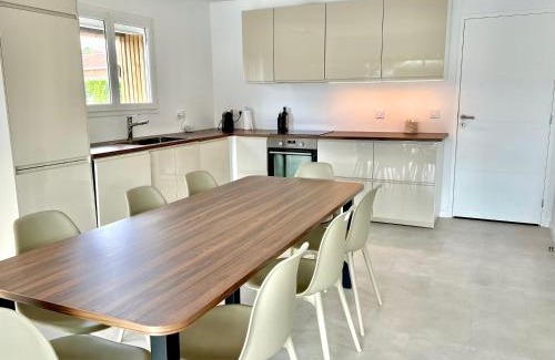 Biscarrosse Villa | Maison avec piscine et jardin privatifs - un séjour au calme