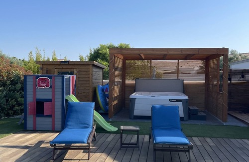 LHoumeau Casa | Maison Avec Piscine et Jacuzzi La Rochelle