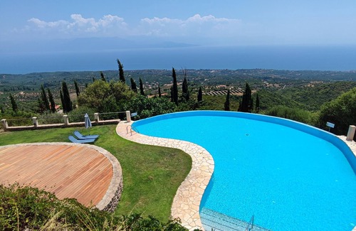 Mathia Casa | Maison Avec une vue Imprenable sur la Baie de Kalamata