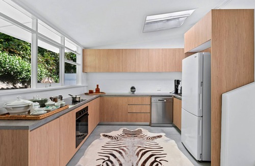 Avalon Beach Casa | Maison Blanc, Avalon IH