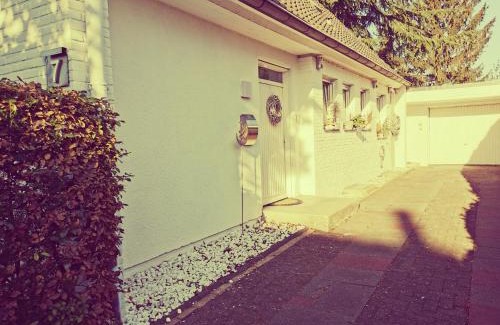 Grevenbroich Apartamento | "Maison Blanche" - das gemütliche Garten-Apartment zwischen Köln und Düsseldorf