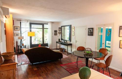 Quartier des Espesses Casa | Maison Blanche