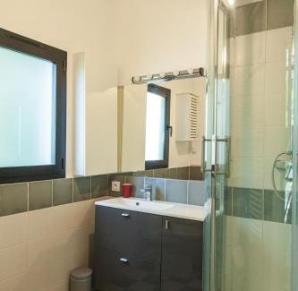 Quartier des Espesses Casa | Maison Blanche