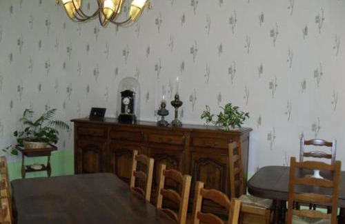 Montigny-les-Vaucouleurs Cama Y Desayuno | Maison charmante avec 4 chambres thématiques au cœur du pays de Jeanne d'Arc - FR-1-585-149