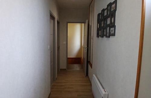 Chateauneuf-les-Bains Casa | Maison calme et paisible