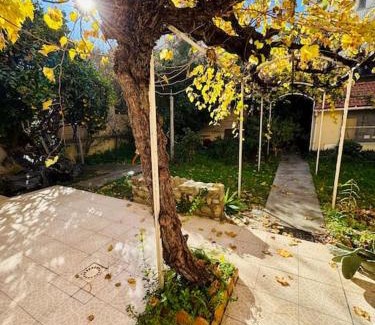 Saint-Martin Casa | Maison centre ville avec jardin