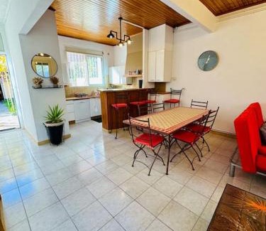 Saint-Martin Casa | Maison centre ville avec jardin