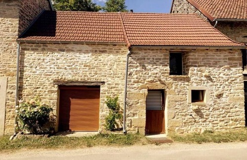 Savigny-sous-Malain Casa | Maison Chaleureuse Avec SPA