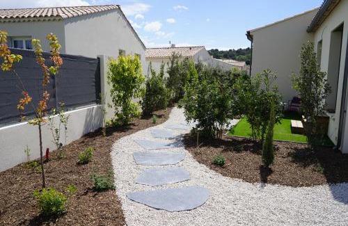 Piolenc Casa | Maison chaleureuse en Provence