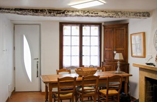 Montmeyan Casa | Maison chaleureuse