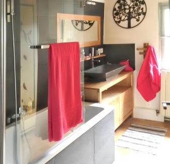 Saint-Julien-de-la-Nef Casa | Maison charmante à Saint-Julien-de-la-Nef avec piscine partagée